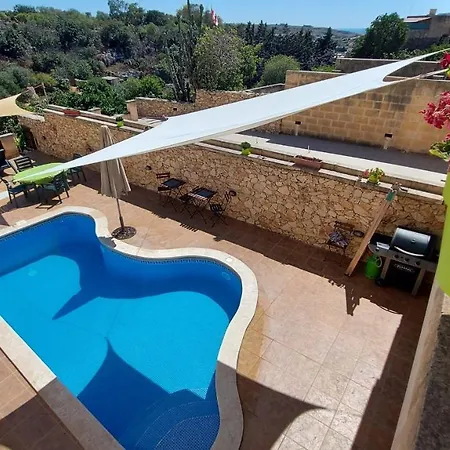 Bed & Breakfast Happy & Healthy Gozo, Self-check-in *
