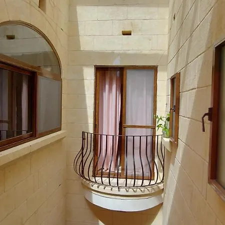 Happy And Healthy Gozo, Self-check-in House ベッド・アンド・ブレックファスト