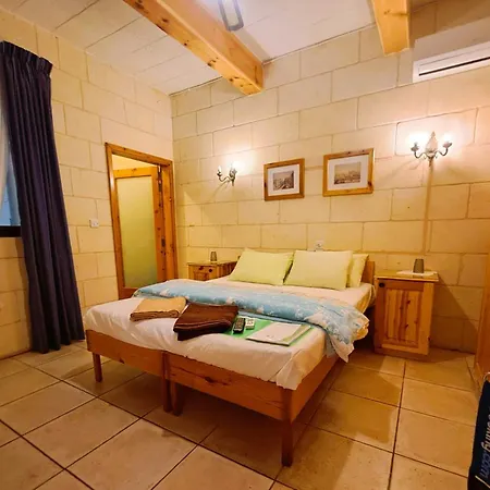Happy & Healthy Gozo, Self-check-in