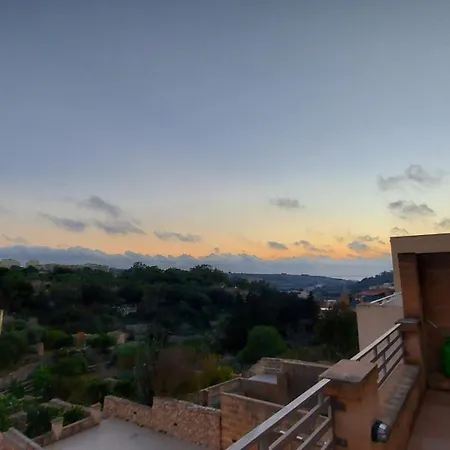 Happy & Healthy Gozo, Self-check-in