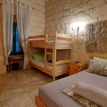Happy & Healthy Gozo, Self-check-in Victoria