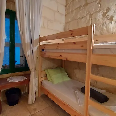Bed & Breakfast Happy & Healthy Gozo, Self-check-in *