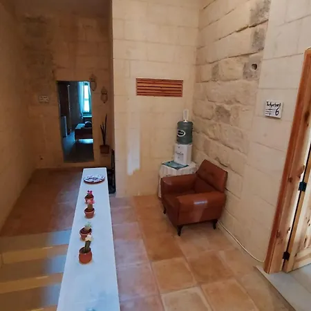 Happy And Healthy Gozo, Self-check-in House ベッド・アンド・ブレックファスト ビクトリア