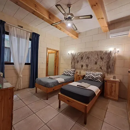 Nocleg ze śniadaniem Happy & Healthy Gozo, Self-check-in *