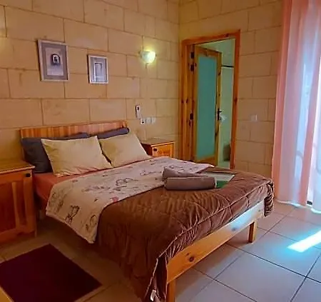 Gozo 3*