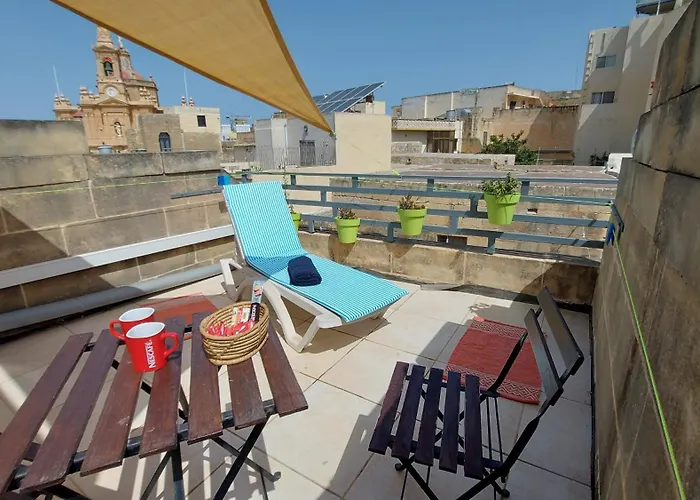 Bed & Breakfast Happy And Healthy Gozo, Self-check-in House Victoria